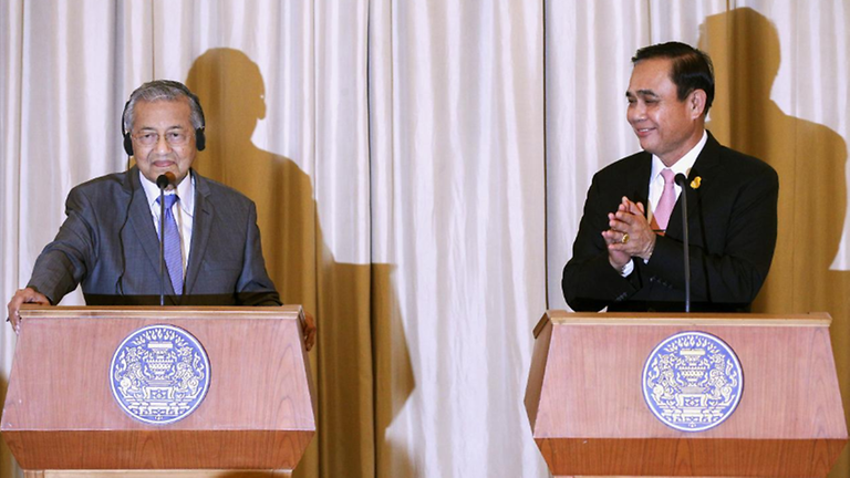 PM Malaysia dan PM Thailand Bahas Perdamaian di Thailand Selatan