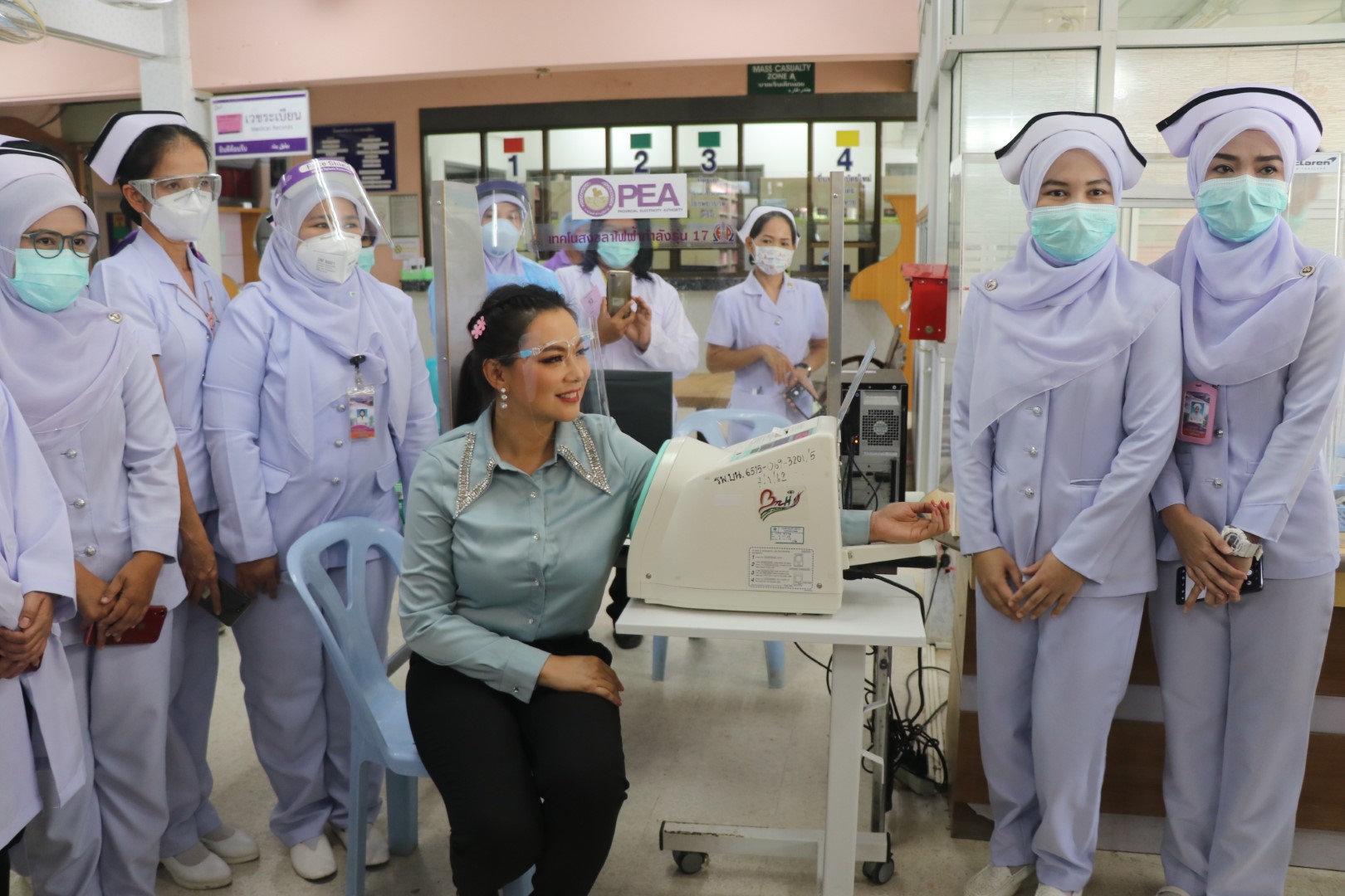 Bantuan APD untuk RS Bannangsat Yala Thailand Selatan