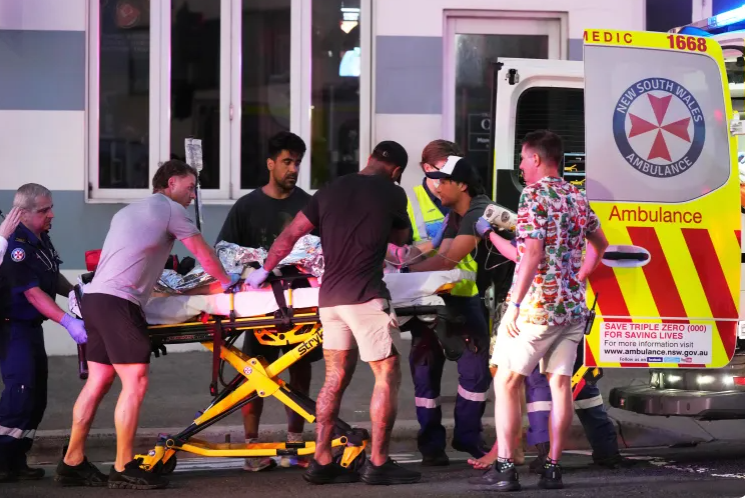 Ayah-Anak Tersangka Penembakan Tewaskan 16 Orang di Pantai Australia Saat Festival Yahudi