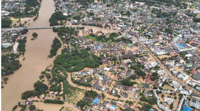 Banjir Thailand: Warga Saling Bantu, Tak Bedakan Suku dan Agama