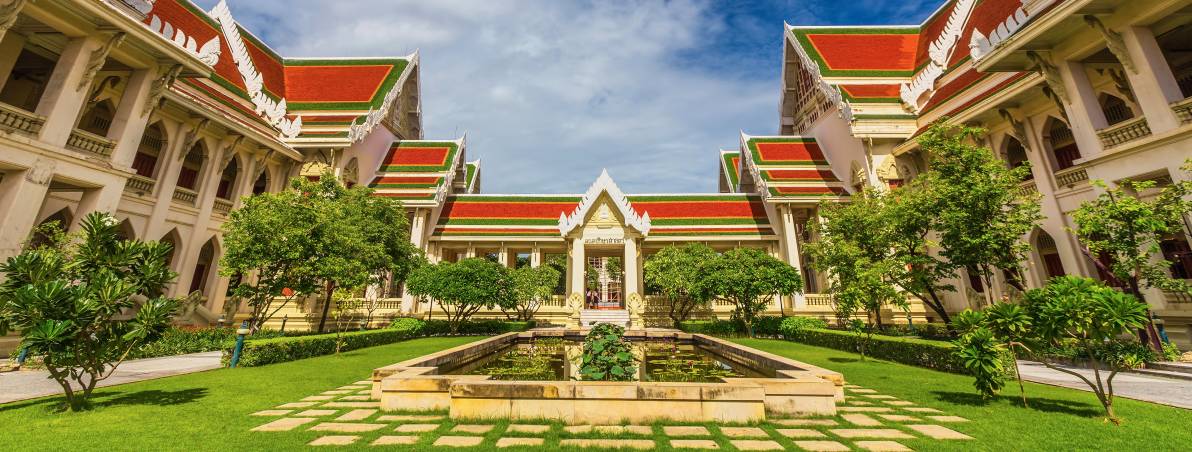 Dosen UMI Sukses Raih Gelar Doktoral di Thailand