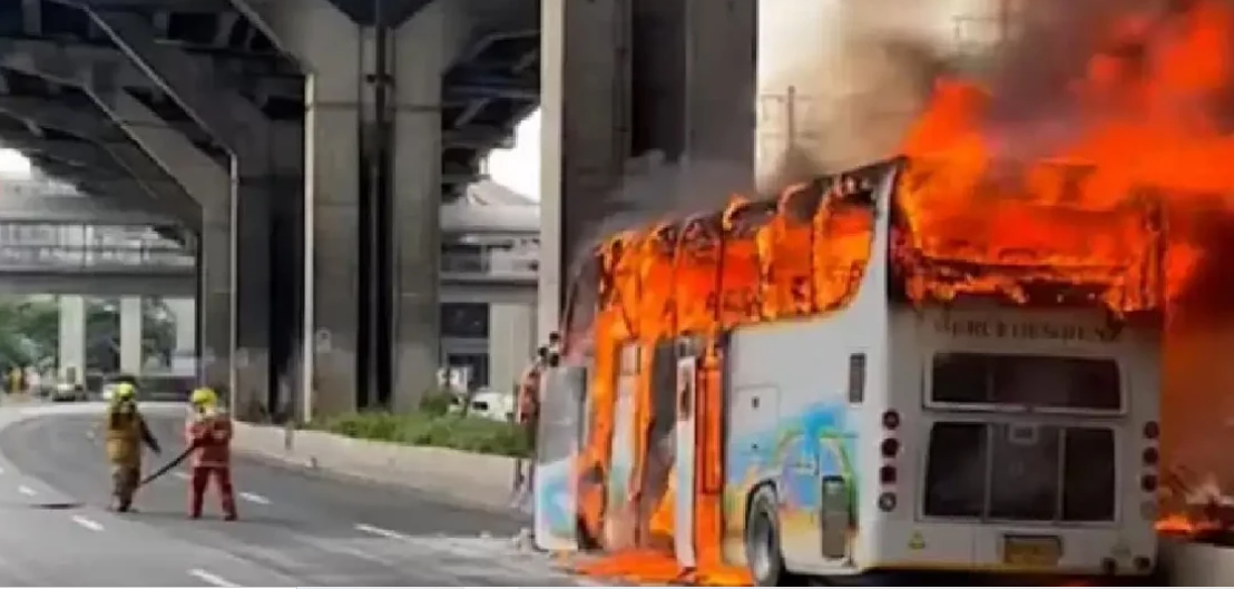 Tragis, Bus Angkut 42 Siswa Terbakar di Thailand, 23 Orang Tewas