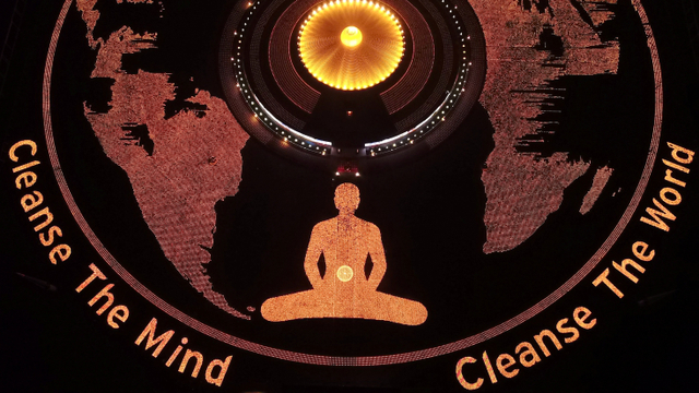 Peringati Hari Bumi, Kuil Buddha di Thailand Nyalakan 330 Ribu Lilin