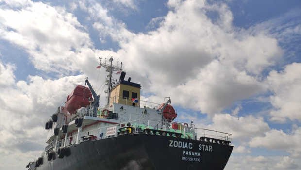 TNI AL Tangkap Kapal Tanker Berbendera Panama di Perairan Batam