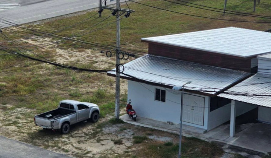 Serangan Bom Hantam Bandara Narathiwat Jelang Kunjungan Thaksin