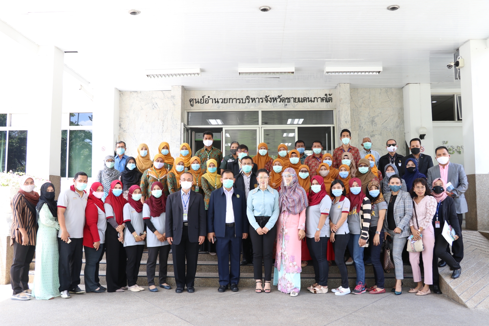 Pengusaha Bantu Perangi Covid-19 di Thailand Selatan