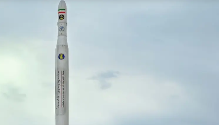 Iran Selangkah Lebih Maju, Lakukan Uji Coba Peluncur Satelit Qased