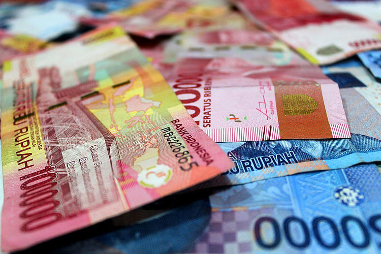 Seperti Thailand, Indonesia Larang Masuk Turis Backpacker Bokek