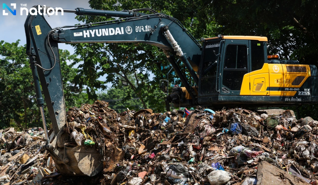 40 Ribu Ton Sampah Sisa Banjir Chiang Mai Thailand Dibersihkan