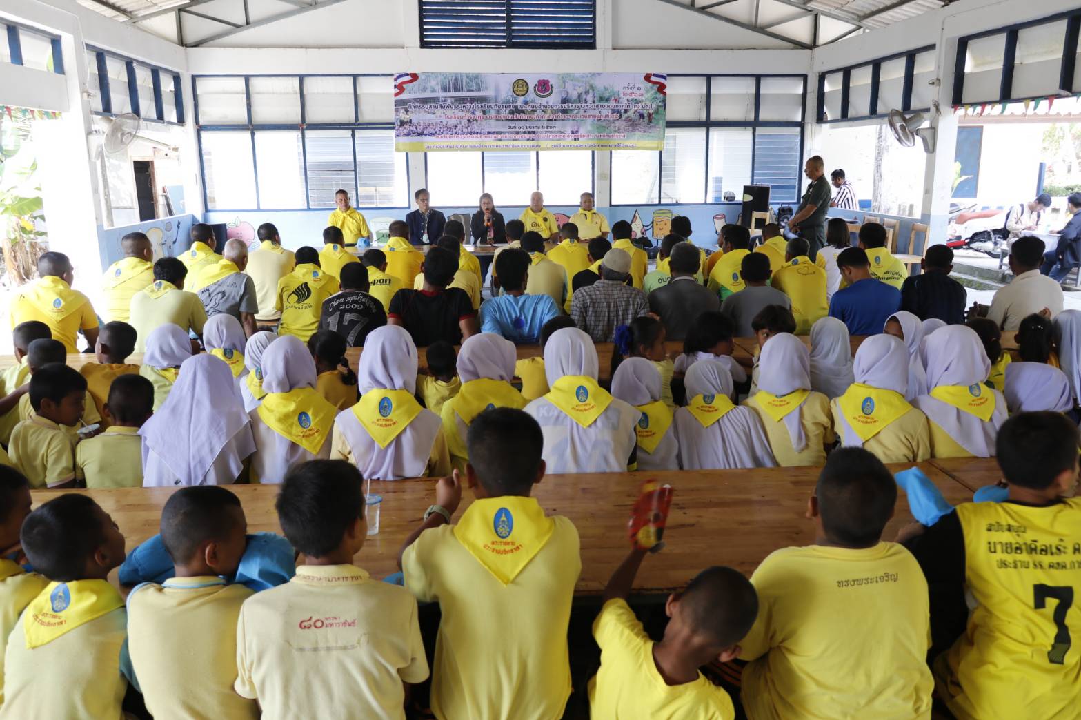 Peduli Pendidikan, Perkuat Persatuan Komunitas Multikultural