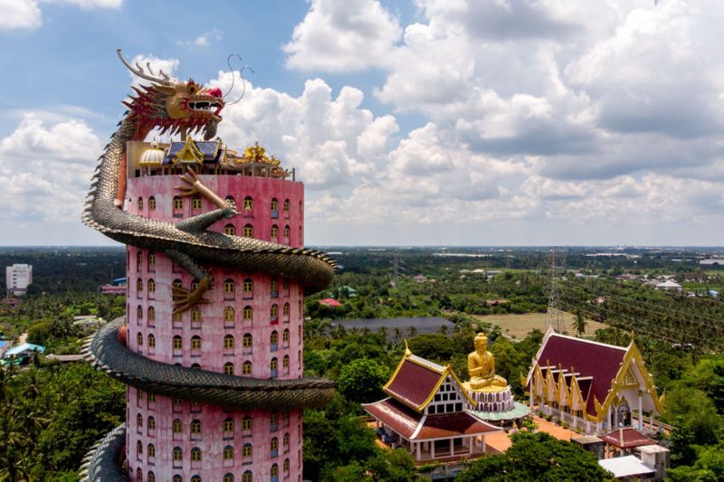 Wat Samphran: Kuil Naga Budha di Thailand