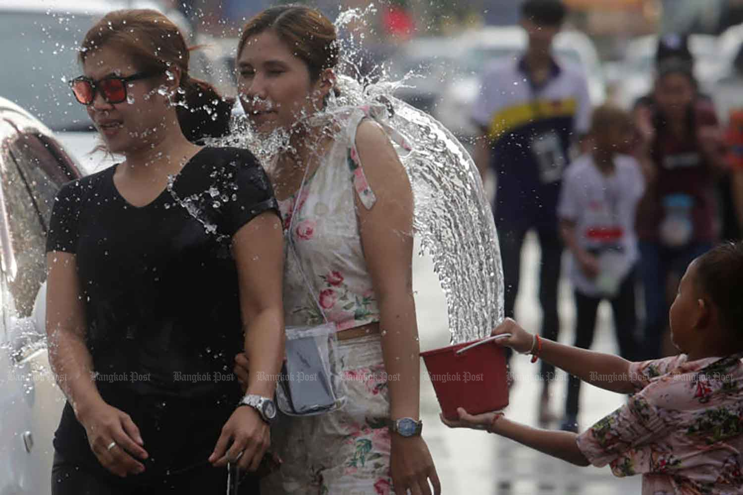 Mayoritas Warga Thailand Tolak Perang Air di Festival Songkran