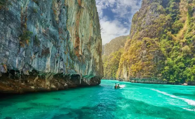 Aturan Karantina di Thailand, Dubai, Malaysia, dan Singapura