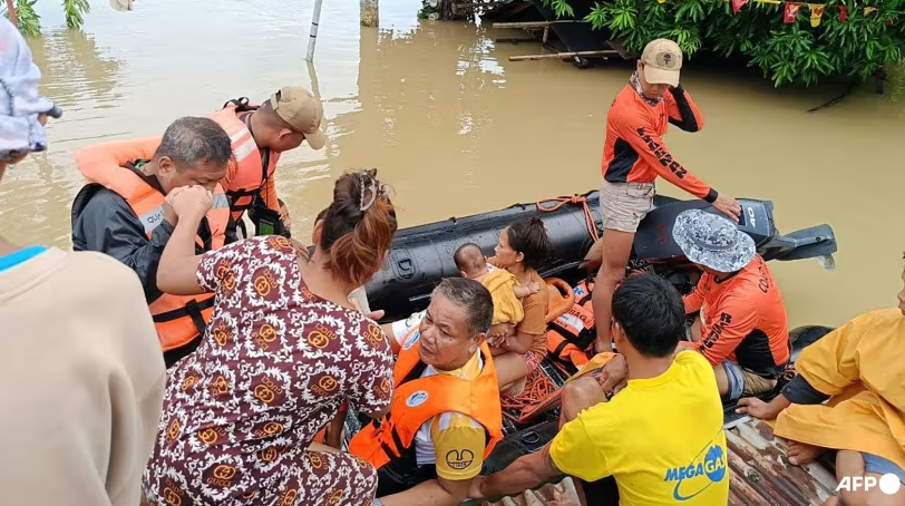 14 Tewas, 32 Ribu Orang Dievakuasi di Filipina Akibat Badai Trami