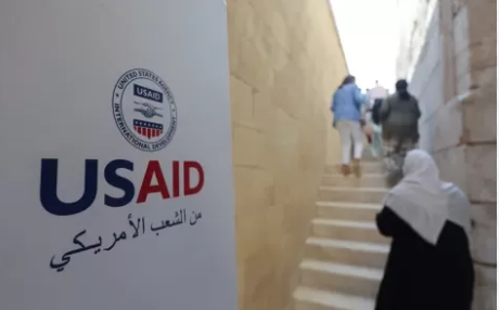 Donald Trump Pecat Pengawas USAID Setelah Mengkritik Kebijakannya